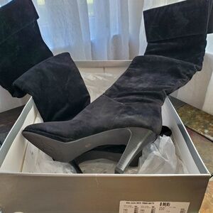 Blk 8 Thigh High Boots